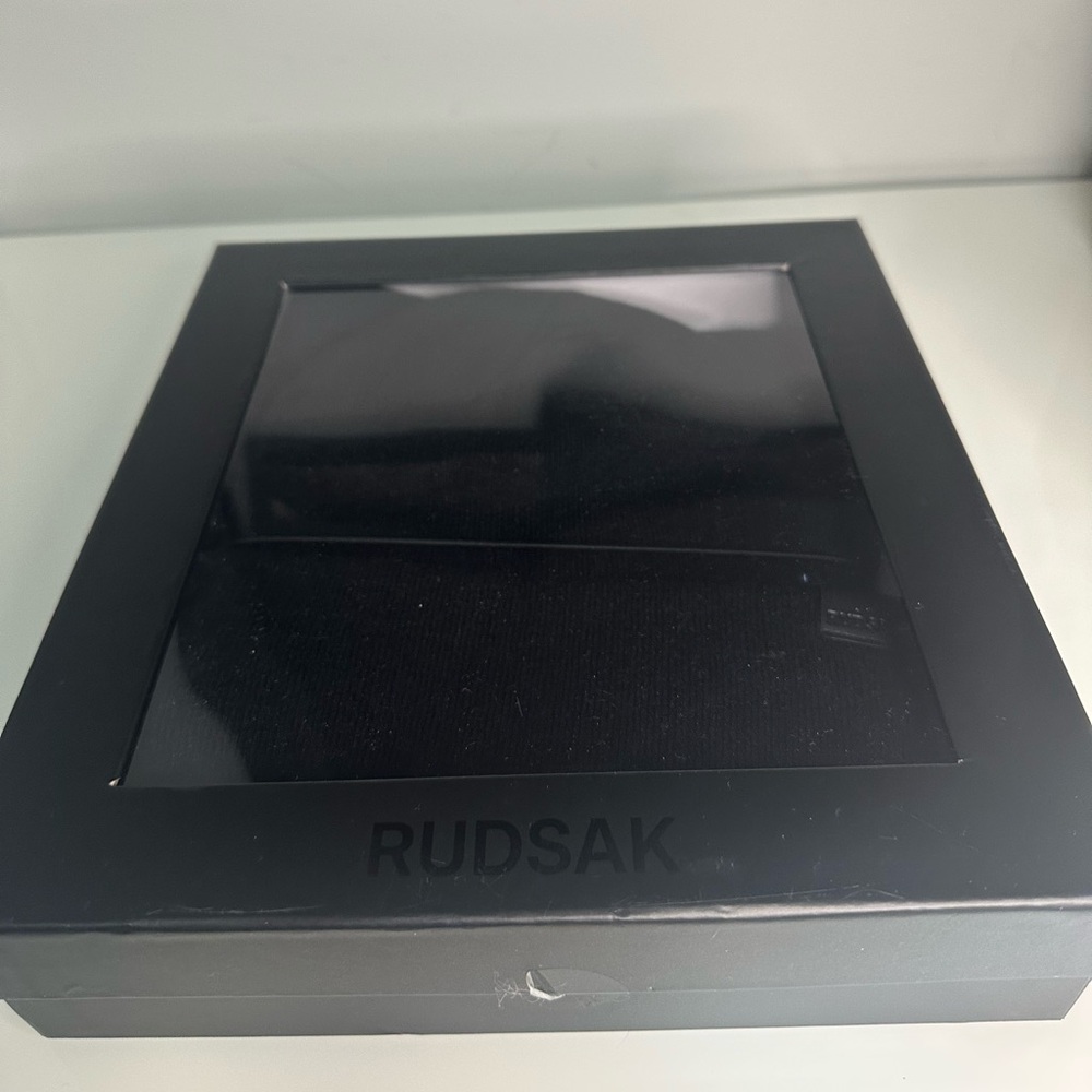 RUDSAK Black Beanie & Scarf